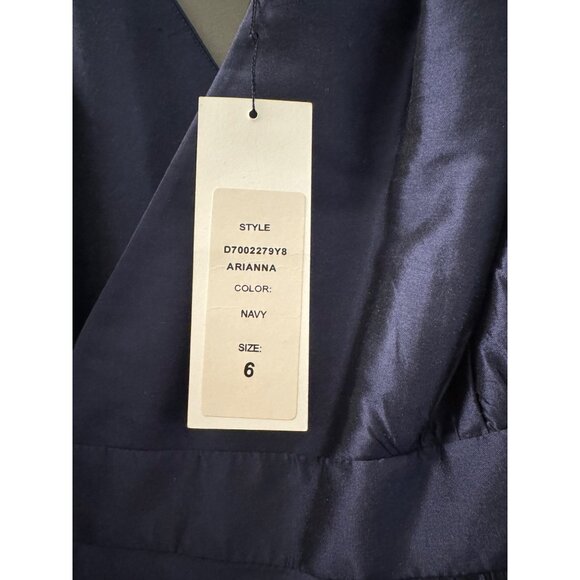 Diane Von Furstenberg Navy Silk Wrap Dress Size 6 Elegant Design Mid-Length - Picture 8 of 9